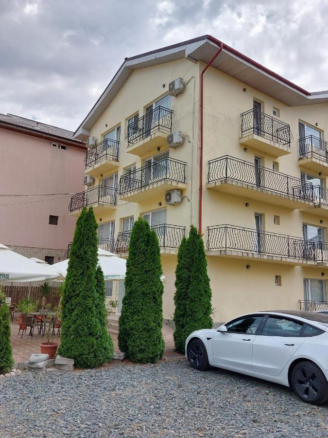 Casa Galbena Hotel Costinesti Exterior photo